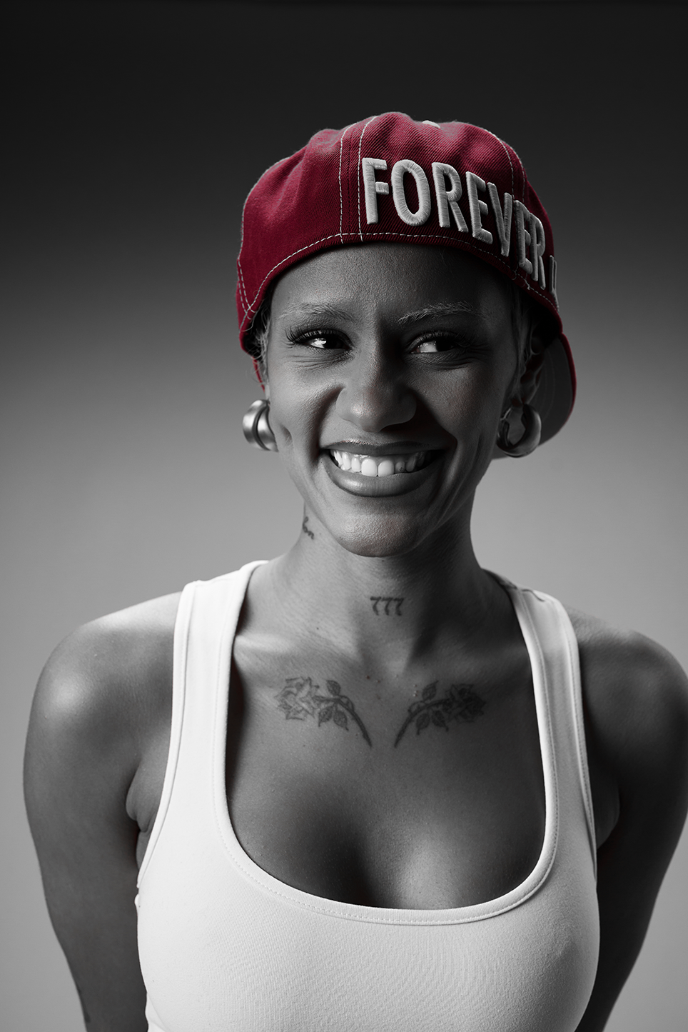FOREVER LIVING FITTED CAP "Fine Wine"